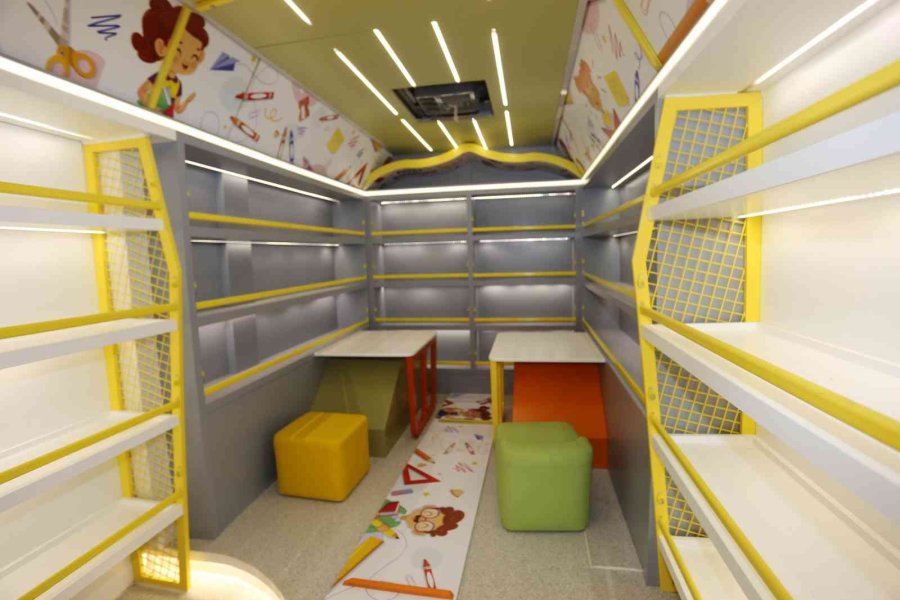 Kepez’in ‘mobil Kütüphanesi’ Şehri Gezecek