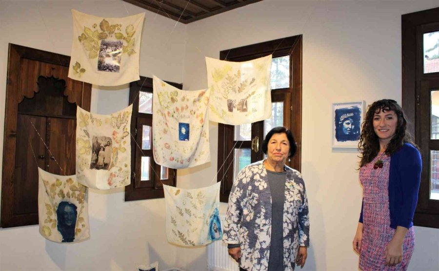 Annesinin Erken Yaştaki Evliliği Sanatçıya İlham Verdi