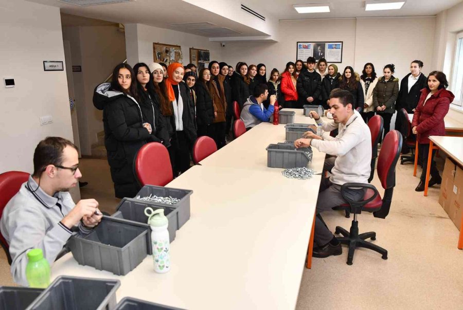 Öğrenciler Yaşam Köyü’nü Tanıdı