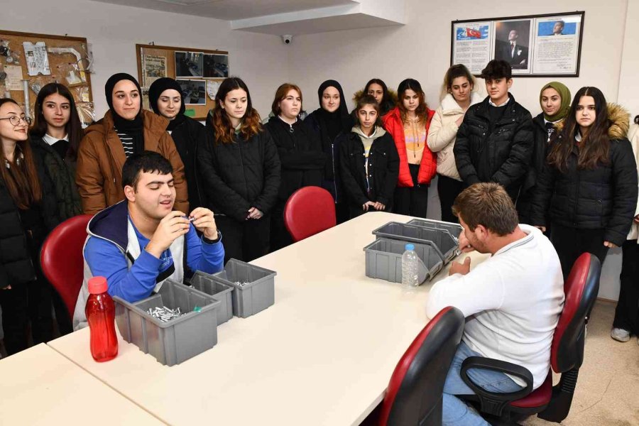 Öğrenciler Yaşam Köyü’nü Tanıdı