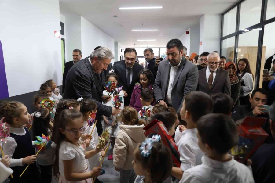 Başkan Palancıoğlu, 50. Yıl Dedeman 4-6 Yaş Kur’an Kursu’nun Açılışını Yaptı