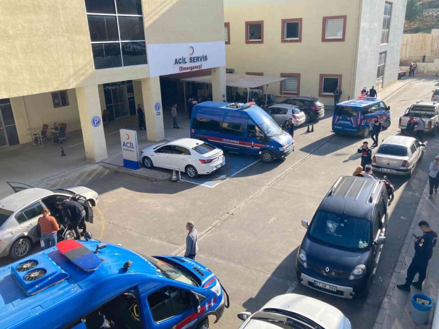 Gaziapaşa’da Jandarmadan 11 Farklı Adrese Eş Zamanlı Uyuşturucu Operasyonu