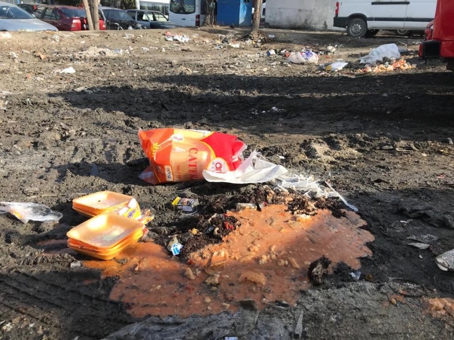 Sanayi Esnafı Atılan Çöplere Çare Bekliyor