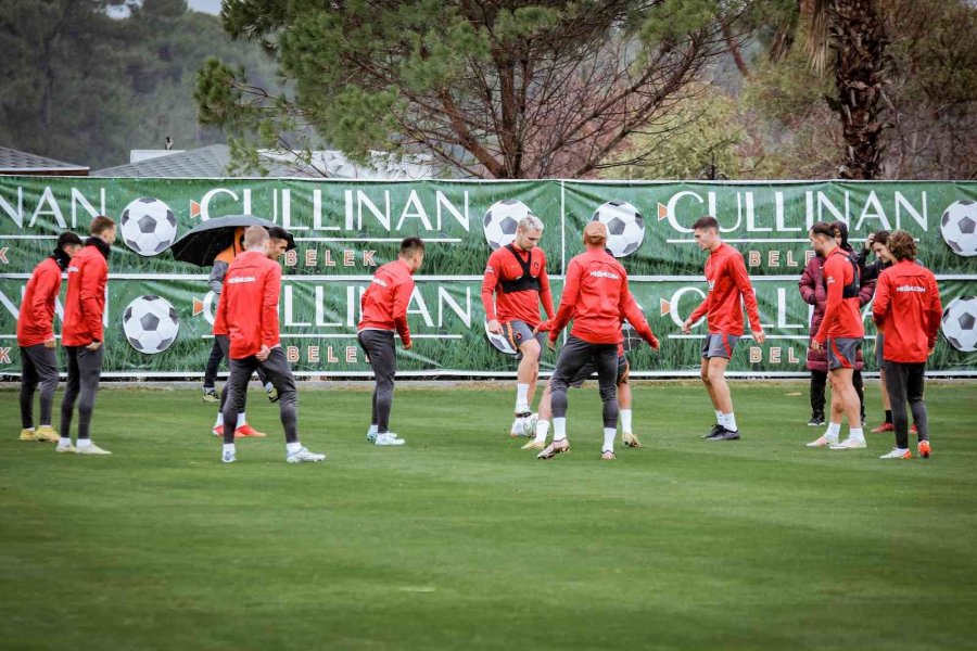 Victor Nelsson: "galatasaray İle Şampiyonluk Kazanmak İstiyorum"