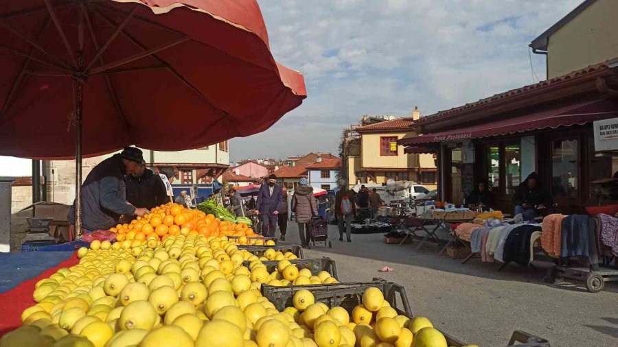 Pazardaki Hırsızlar Hem Esnafın Hem De Vatandaşın Korkulu Rüyası