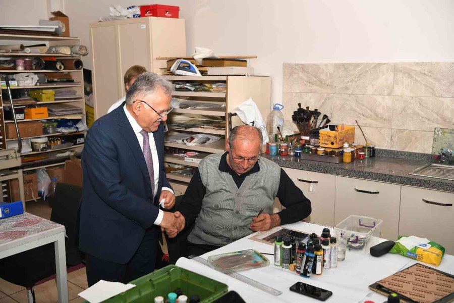 Büyükkılıç, Kaymek Göz Nuru Tesisleri’nde Kursiyerlerle Buluştu