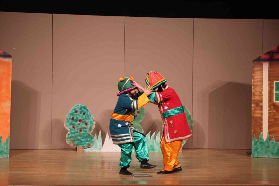 Talas’ta Hafta Sonu Hacivat-karagöz Heyecanı Yaşandı