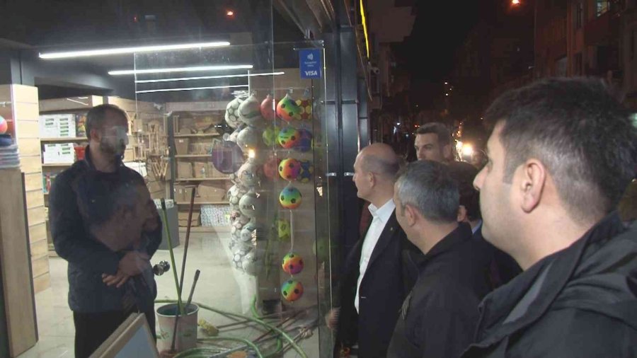 Bakan Soylu’dan Sel Mağduru Esnaflara Ziyaret