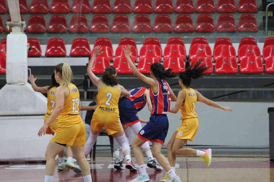Bgl: Melikgazi Kayseri Basketbol: 49 - Ted Ankara Kolejliler: 44