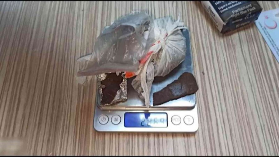 Polis Ekipleri Bir Haftada 45 Bin Kişiyi Sorguladı, 79 Aranan Şahsı Yakaladı