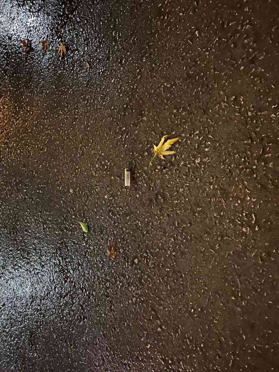 Antalya’da Gece Yarısı Otoparkta İki Grup Arasında Silahlı Çatışma: 5 Yaralı