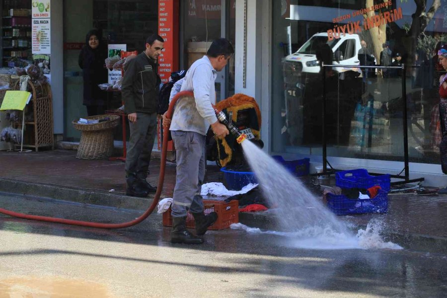 Kumluca’da Selin İzleri Siliniyor