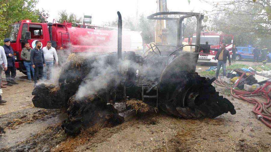 Besihanede Çıkan Yangında Binlerce Saman Balyası Yandı, Hiç Kullanılmayan Son Model Traktör Küle Döndü