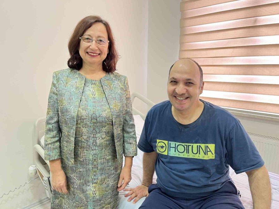 Yürüyebilmek İçin 2 Bin 869 Kilometre Yol Geldi