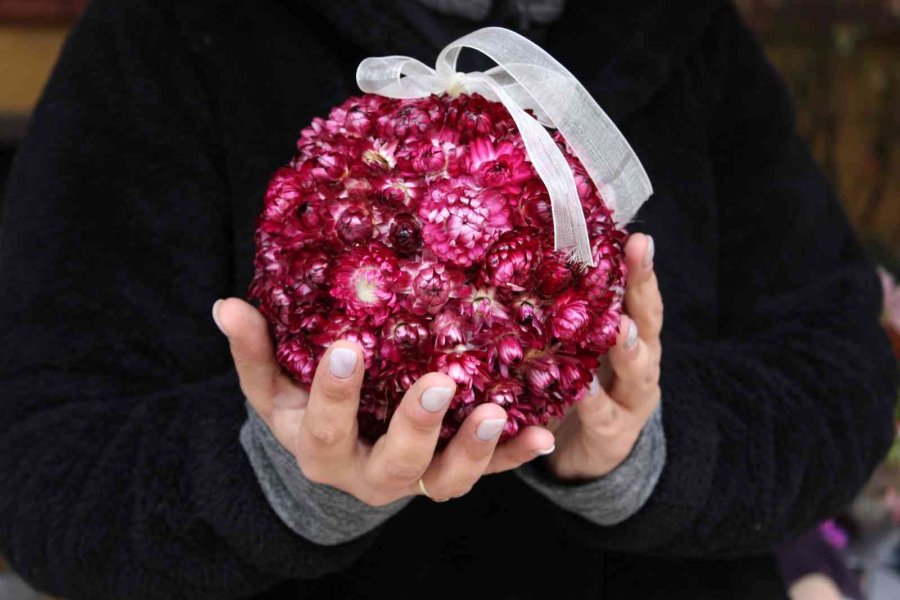 Tasarımlarıyla Kentin Kültür Ve Sanatına Katkı Sağlıyorlar