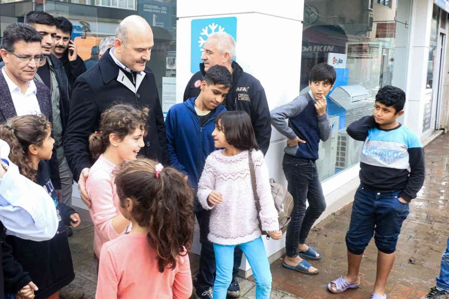 Bakan Soylu’nun Ziyaret Ettiği Sel Mağduru Esnaf: "bu Kadar Hızlı Müdahaleyi Yemin Ederim Görmedim"