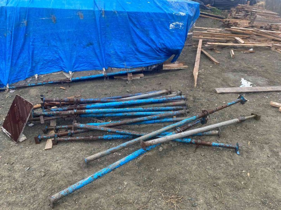 Ailecek Hırsızlık Şüphelisi Çıktılar