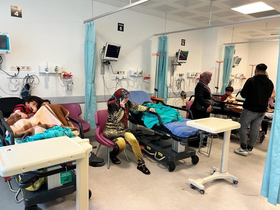 Finike’de Sel Sularının Yıktığı Evden Kurtarılan Çocukların Babası: "allah, Devletten Razı Olsun"