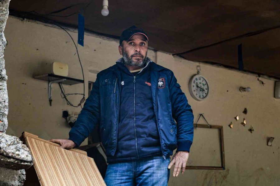 Finike’de Sel Sularının Yıktığı Evden Kurtarılan Çocukların Babası: "allah, Devletten Razı Olsun"