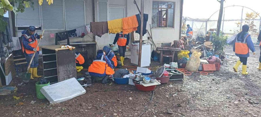 Kayseri’den Antalya’ya Yardım Çıkarması