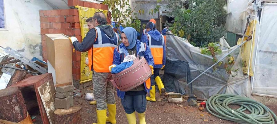 Kayseri’den Antalya’ya Yardım Çıkarması