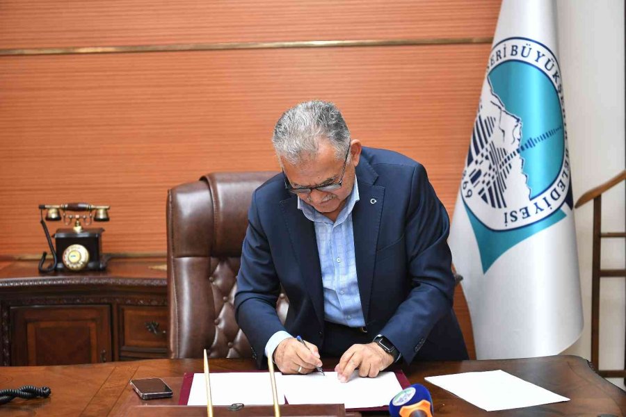 Büyükşehir Ve Hayırsever İş Birliği İle Eğitime Bir Destek Daha