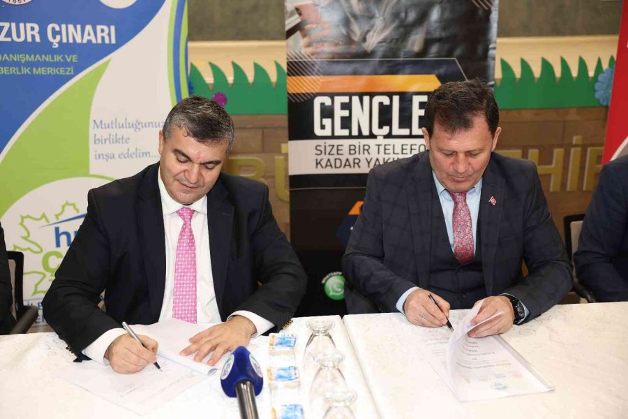 Büyükşehir İle Gençlik Spor İl Müdürlüğü Arasında ’gençlik’ İçin İşbirliği Protokolü