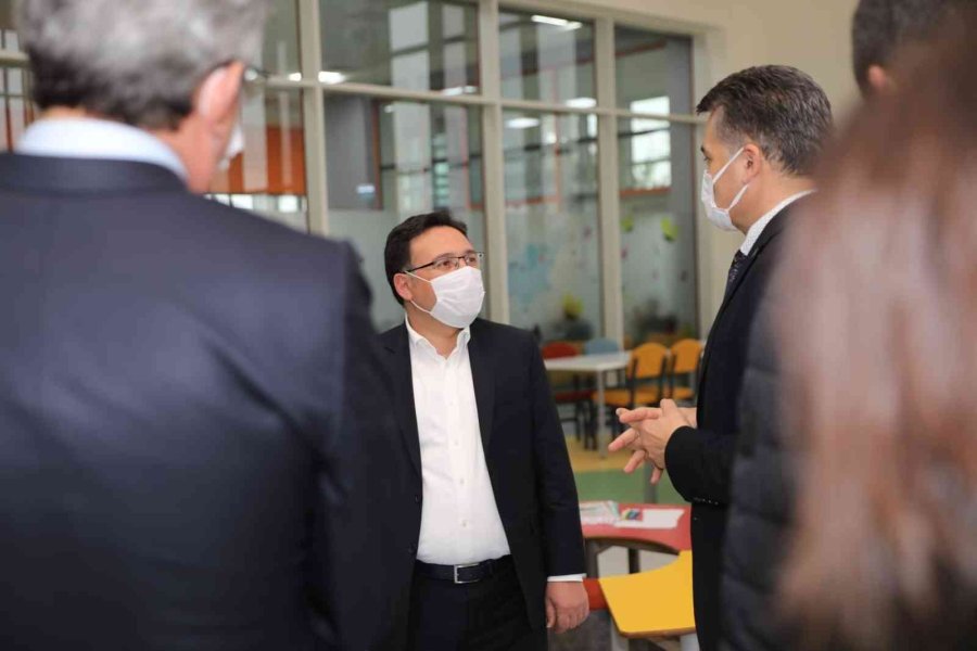 Vali Çiçek’ten Kanka’ya Ziyaret