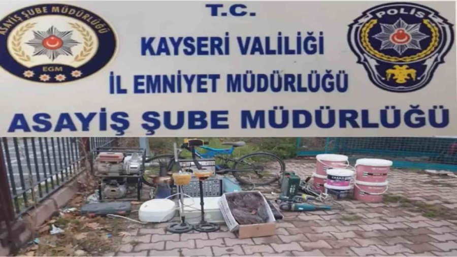 Ev Fareleri Yakalandı