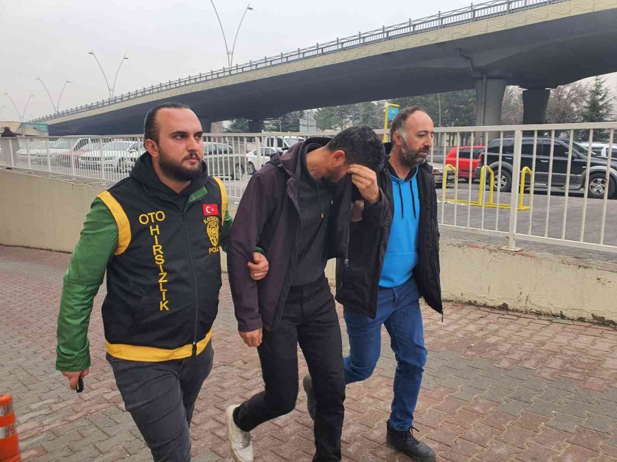 Kamyonetleri Çalıp Parçalayan Zanlı 800 Saatlik Güvenlik Kamerası İncelenerek Yakalandı