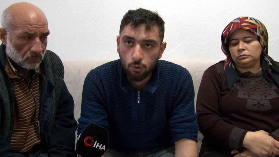 Telefona Gelen Mesajı Açtı, Hayatı Karardı