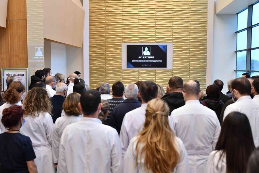 Acıbadem Eskişehir Hastanesi Dr. Savaş Karaova İçin Anma Töreni Düzenledi