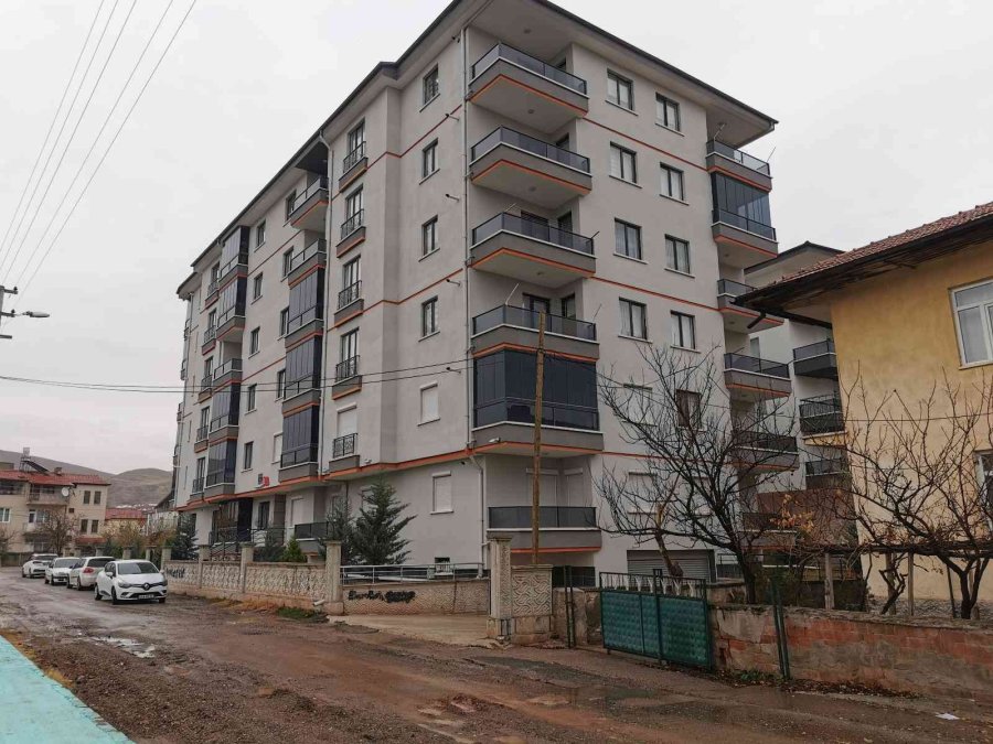 Önce Ayakkabıları Sonra Elektrikli Bisikletleri Çaldı