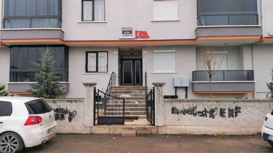 Önce Ayakkabıları Sonra Elektrikli Bisikletleri Çaldı