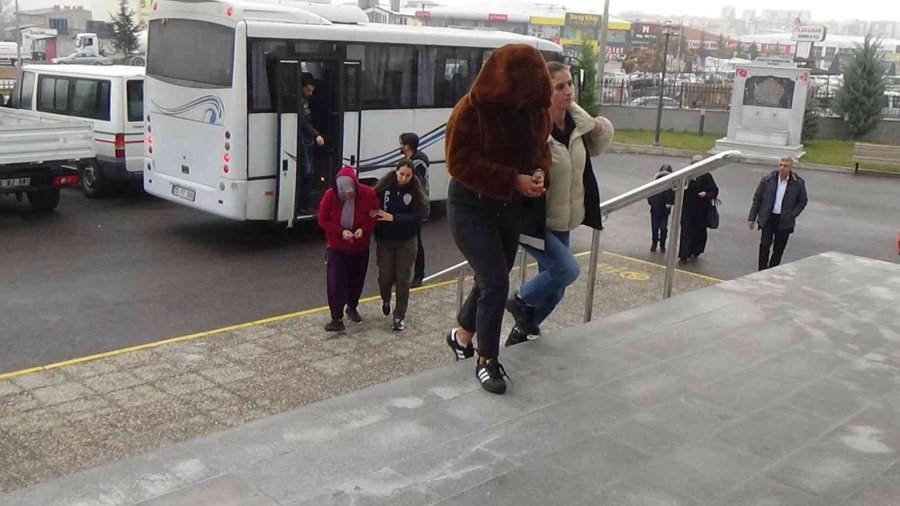 Karaman’da Fuhuş Operasyonunda 4 Tutuklama