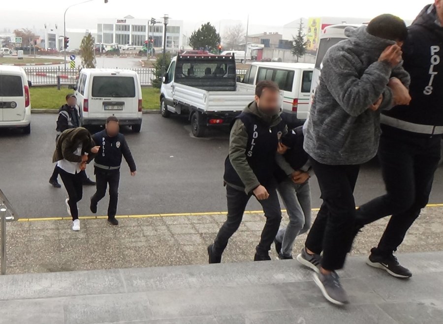 Karaman’da Fuhuş Operasyonunda 4 Tutuklama