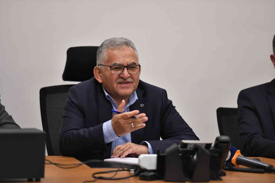 Başkan Büyükkılıç’tan 9 Saatlik Yatırım Toplantısı