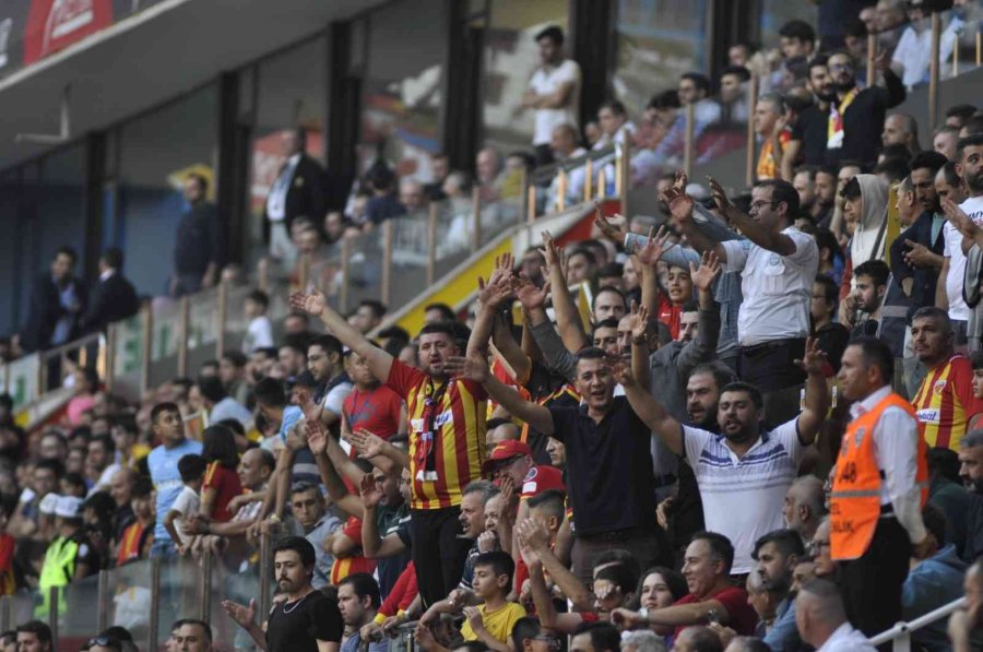 Kayserispor 1,5 Milyon Tl Ceza Aldı