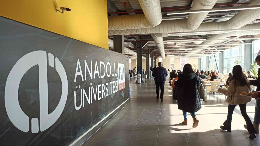 Öğrenciye 3 Çeşit Yemek 5 Lira