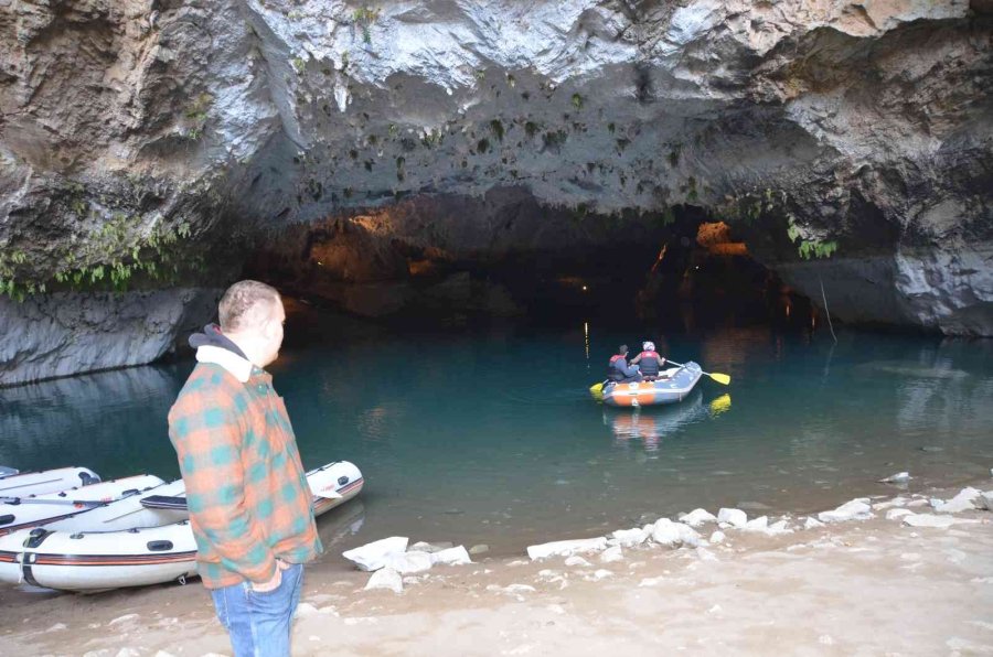 10 Ayda 100 Bin Kişinin Ziyaret Ettiği Altınbeşik Mağarası Ziyaretçi Rekoru Kırdı