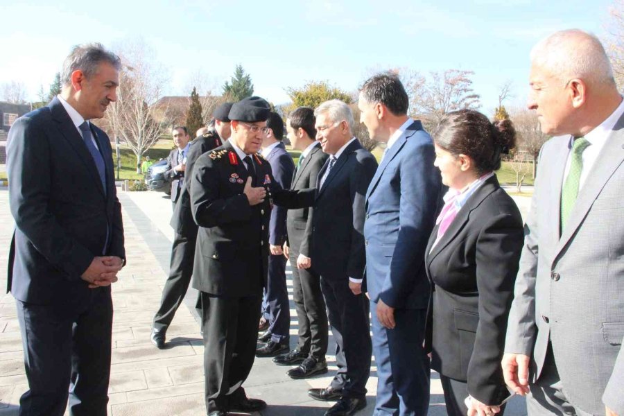 Jandarma Genel Komutanı Orgeneral Arif Çetin’in Karaman’da