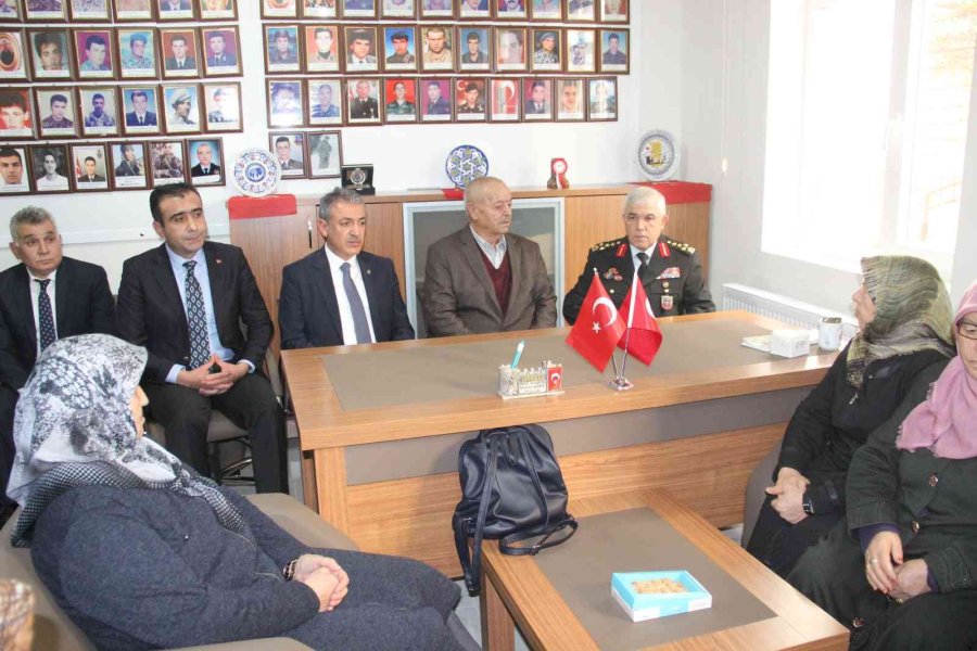 Jandarma Genel Komutanı Orgeneral Arif Çetin’in Karaman’da