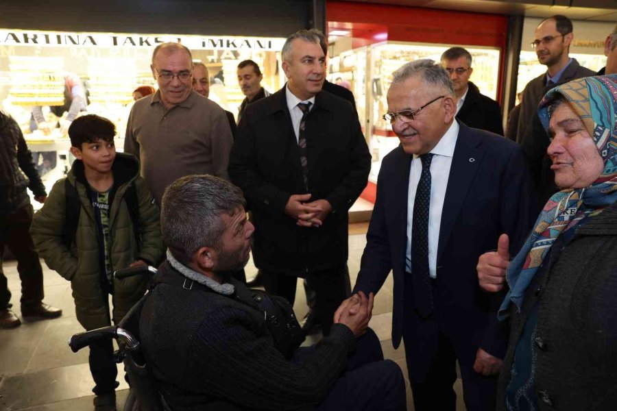 Başkan Büyükkılıç, Tarihi Kapalı Çarşı Ve Kazancılar Çarşısı Esnafını Ziyaret Etti