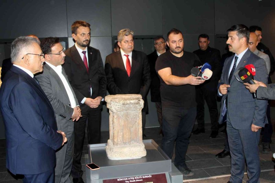 Anadolu’da Tek Olan 2 Bin 500 Yıllık Sunak Ait Olduğu Topraklarda