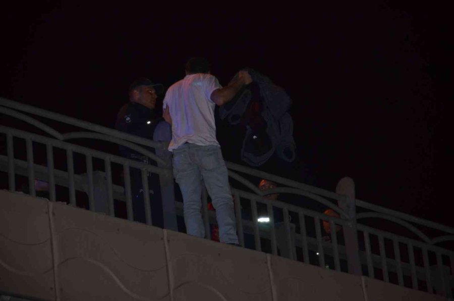 Kayseri’de İntihara Kalkışan Şahsı Polis İkna Etti