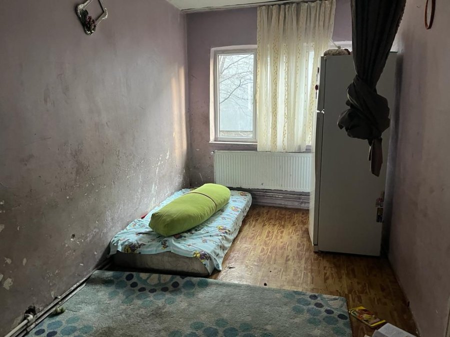 Minik Nur Elif’i Öldüren, Ağabeylerini İse Aç Bırakan Hala İle Amca Adliyede