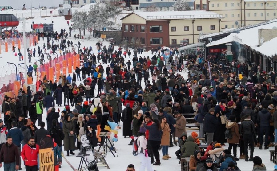 Erciyes’te Sezona Kar Engeli