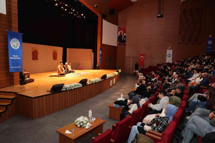 Talas’ta Hafta Sonu Tiyatro Keyfi