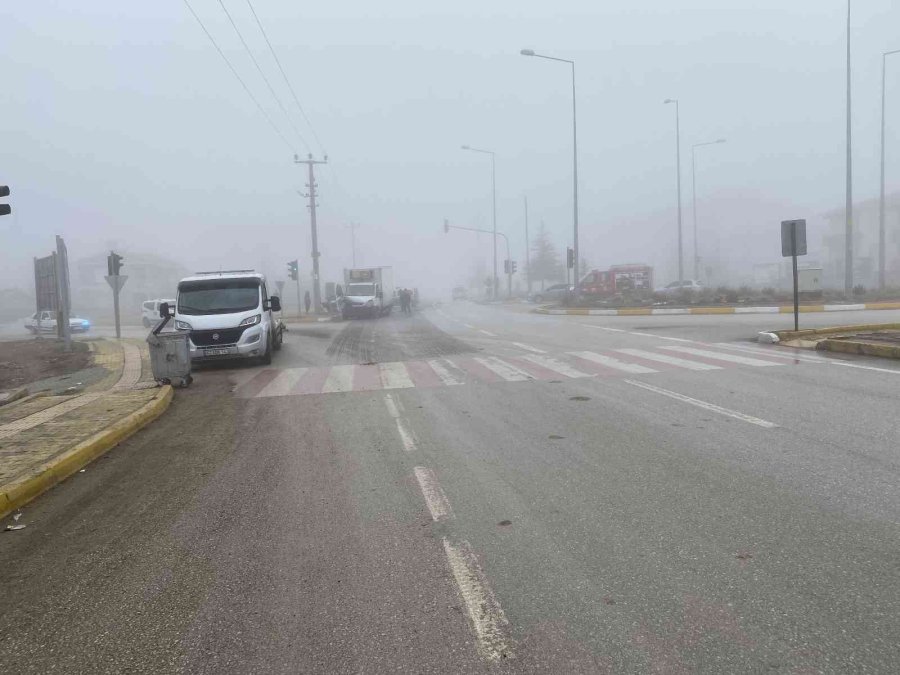 Bulgaristan’dan İlik Nakli İçin Konya’ya Giden Aile Kaza Yaptı: 3 Yaralı