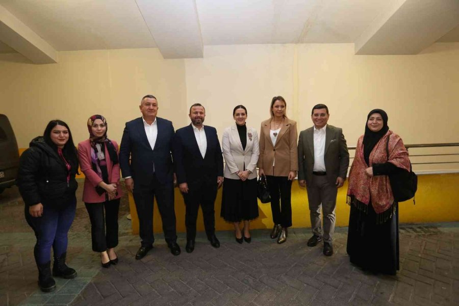 Tütüncü: "hanım Efendiler Hem Evde, Hem De Tarihte Devlet Ana’mızdır "